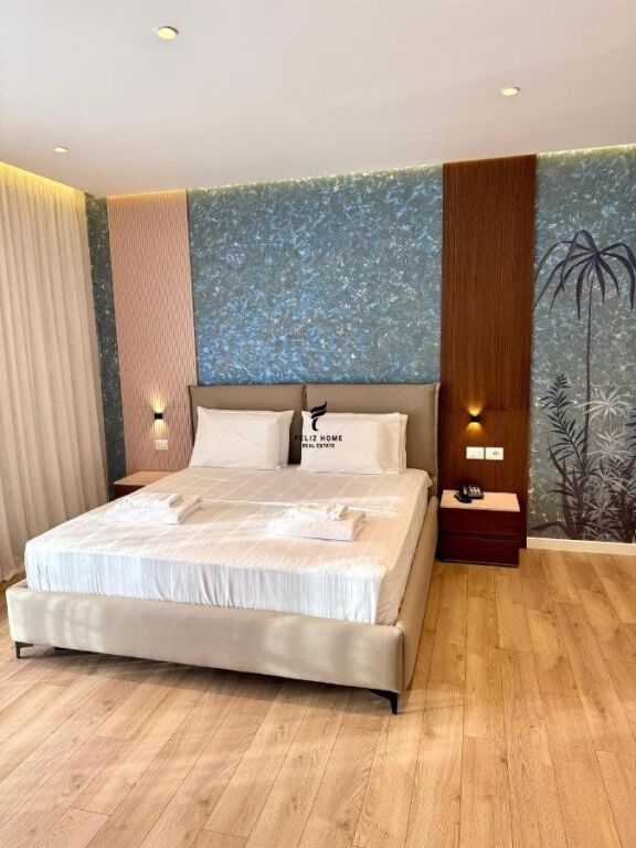 JEPEN ME QERA 17 DHOMA HOTELI VLORE 500.000 LEKE FH-69574