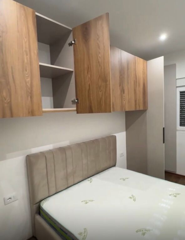 🏠 Jepet Apartament 1+1 me qera mbi Tregun Elektrik, Tiranë