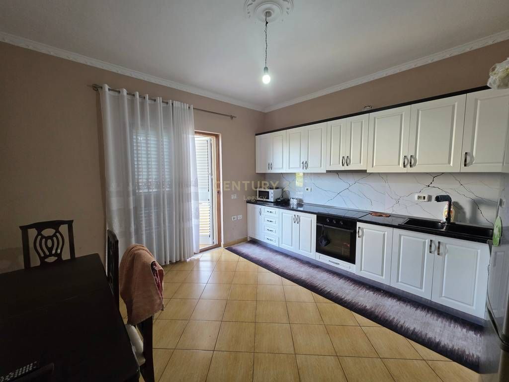 Villa in vendita a Kashar – Posizione strategica vicino a Tirana!!