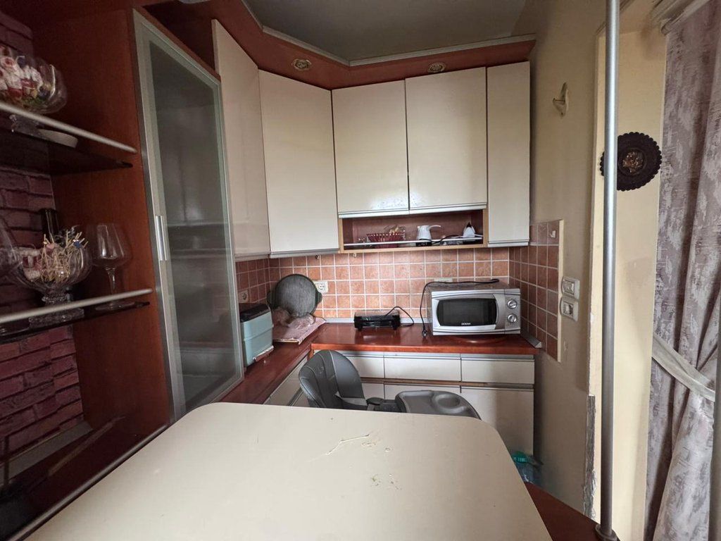 Apartament 1+1 Me Qira në Ali Demi, Tiranë