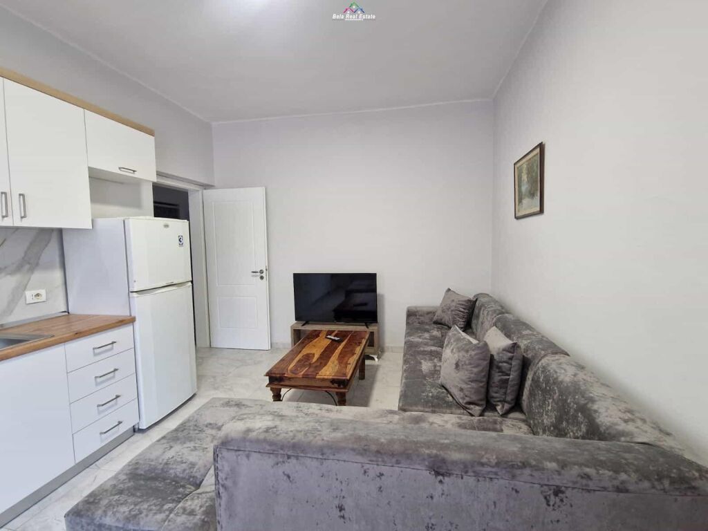 Apartament Me Qera 2+1 Tek Zogu i Zi ( ID B221420) Tirane