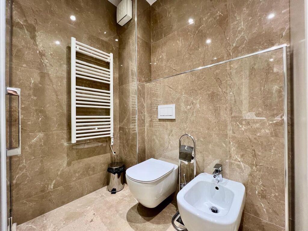 Affitto, Appartamento 2+1, Don Bosco, Tirana - 1000€ | 130 m²