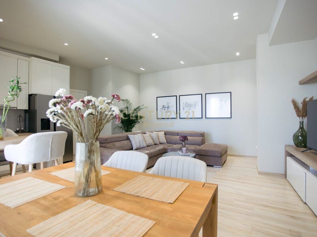 Apartment 2+1 for rent at Park Gate