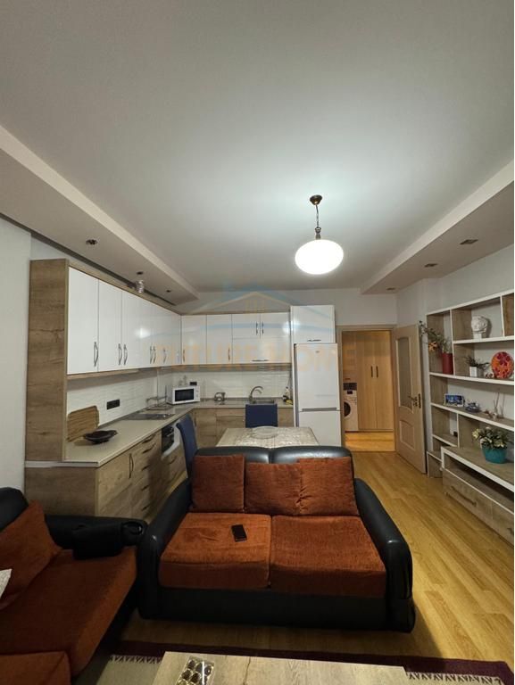 Qera,Apartament 2+1+2, Fresk, Tirane