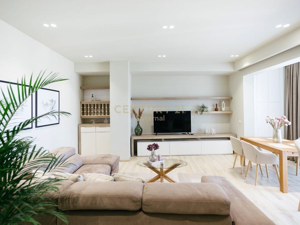 2+1 Apartment for Rent at Park Gate, Elasanit Street