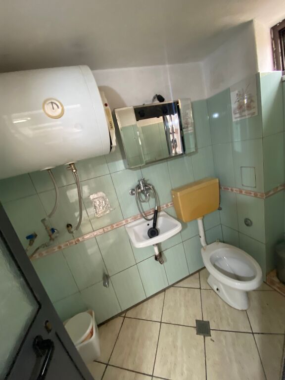 🏠 Jepet Garsioniere me qera te Venue Club, Tiranë