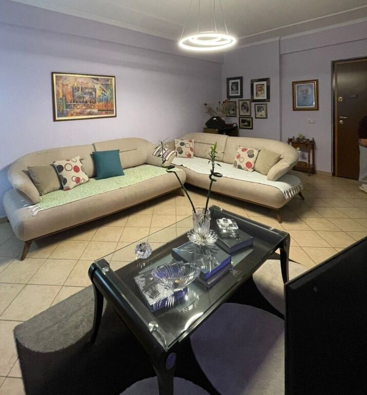 Apartament 2+1+2 me qira | pranë Garden Building, Rruga e Kavajës