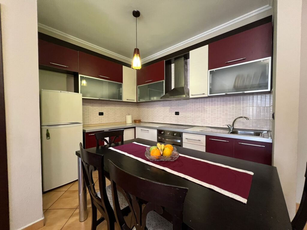 Apartament 2+1 me qera Sheshi Willson!