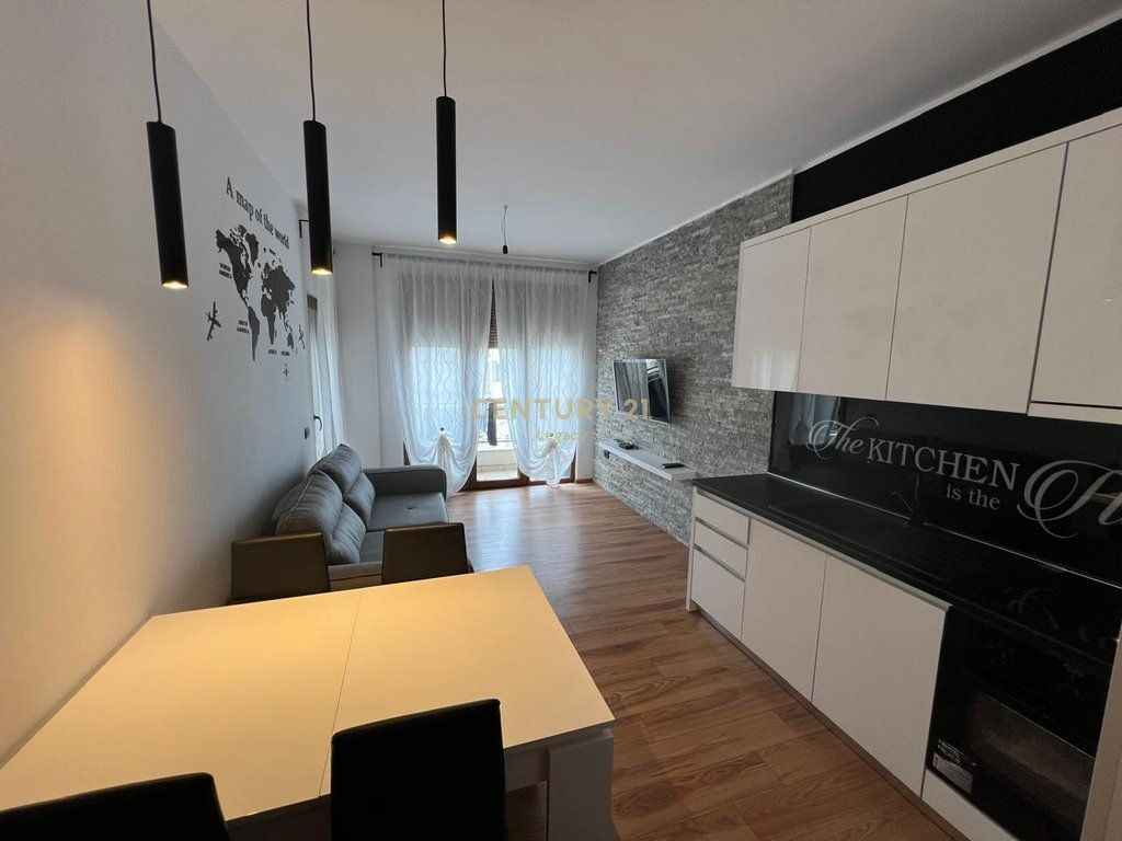 Apartment 2+1 for sale in Fresk