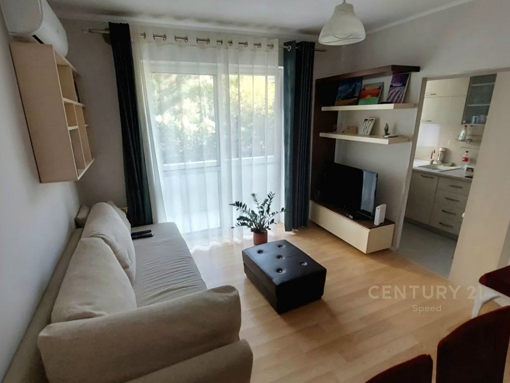 Apartament 1+1 për shitje në Ish-Stacionin e Fundit të Tiranës së Re!!