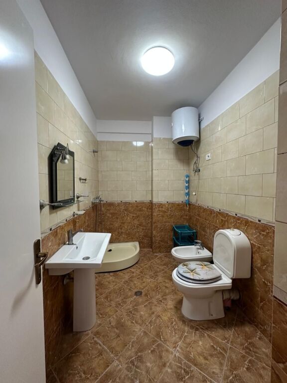 SHITET APARTAMENT 1+1 ISH PARKU