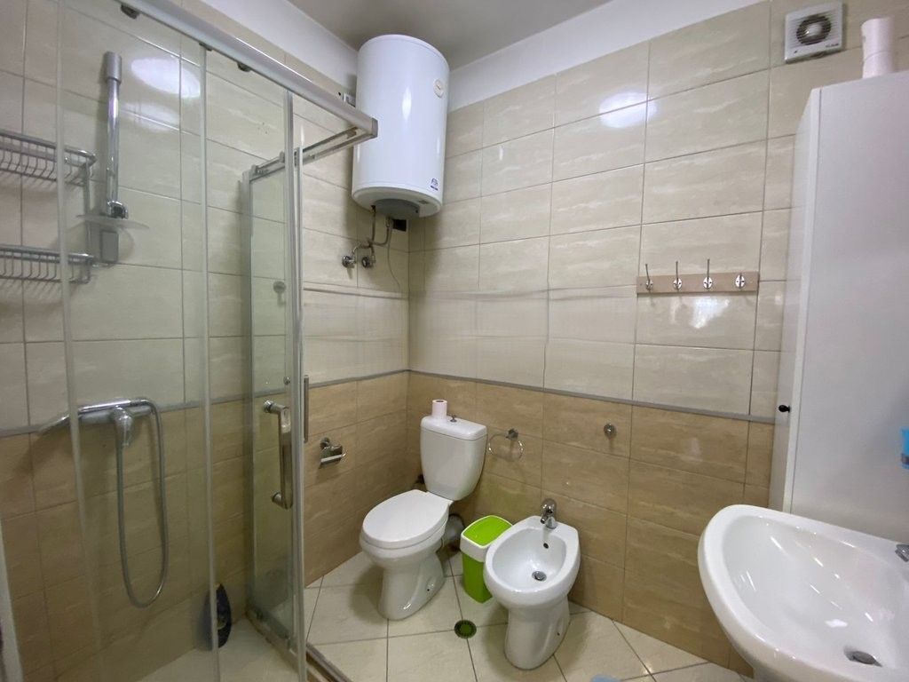 Shitet Apartament 1+1 në Ali Dem – Mundësi ideale për banim ose investim! 95,000 €