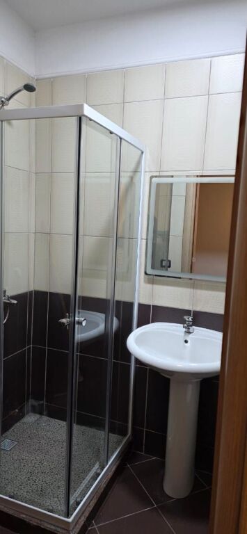 Apartament 2+1 me qera 📍Pranë pallateve Çabej