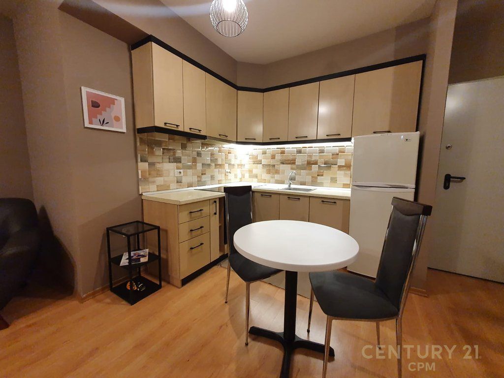 Appartamento 1+1 in affitto a Kontakti, 21 Dhjetori, Tirana!