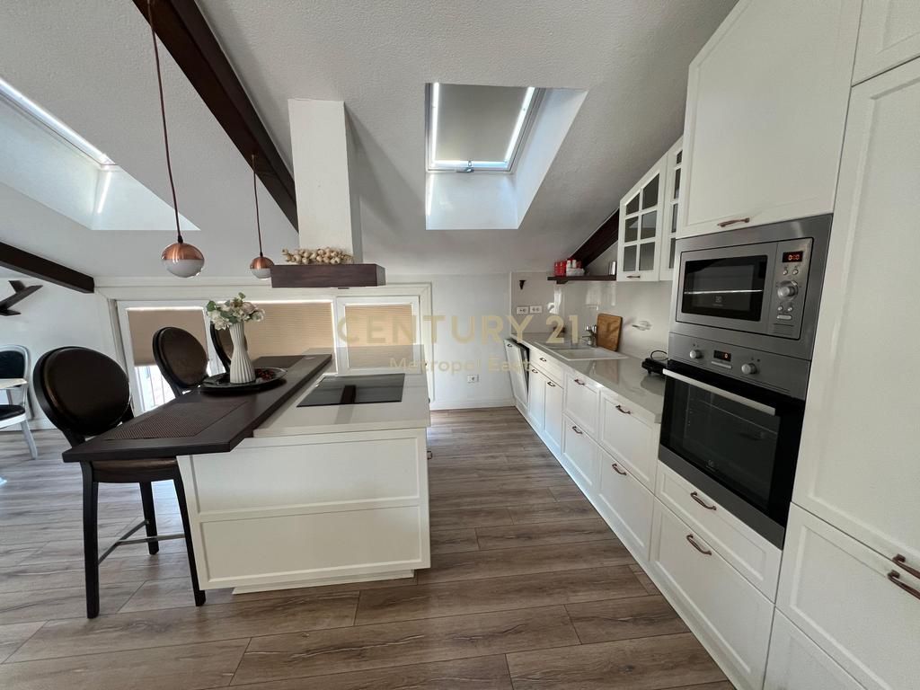 APARTAMENT 3+1+3 PER QIRA TEK "SECRET GARDEN"