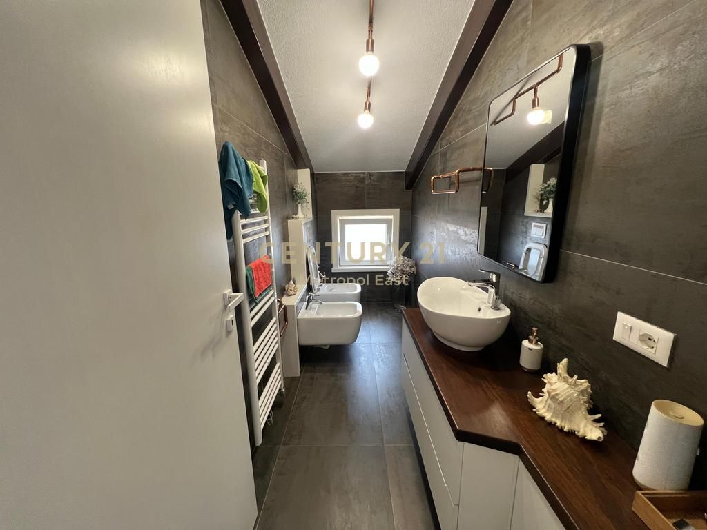 APARTAMENT 3+1+3 PER QIRA TEK "SECRET GARDEN"