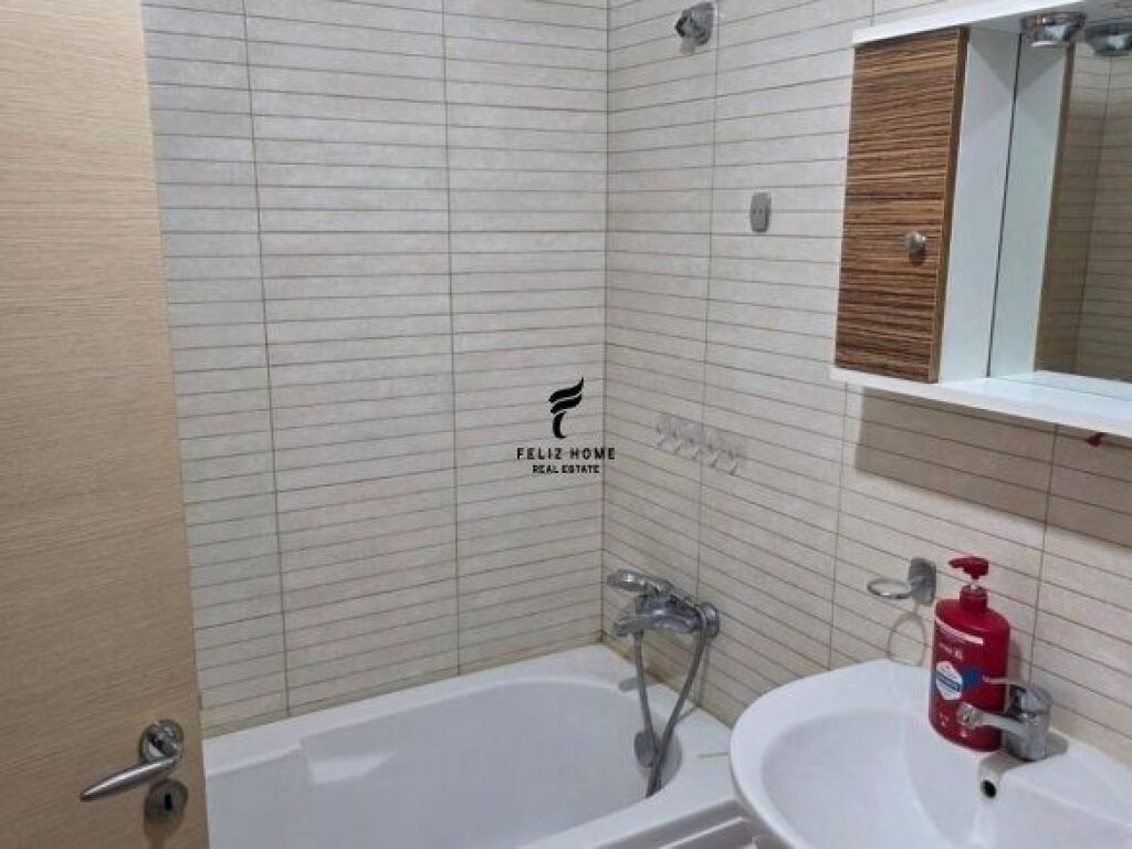 ZYRE ME QERA 105 M2 21 DHJETORI 70.000 LEKE FH-69474