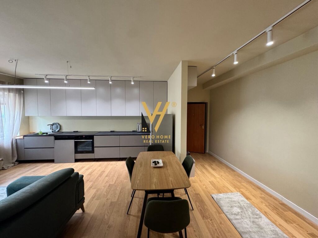 JEPET APARTAMENT 2+1+2+BLK ME QERA TE RRUGA E DURRESIT 100.000 LEKE