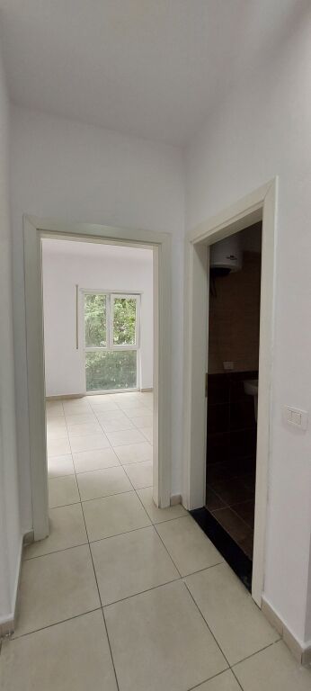 Shitet apartament 2+1+2 te Selvia