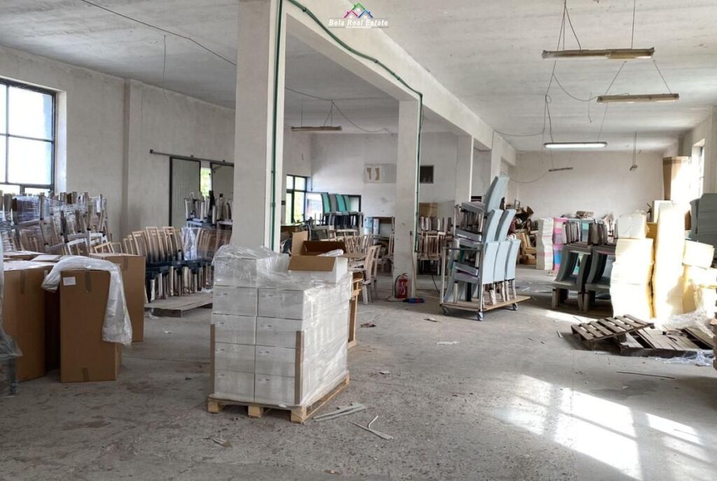 Magazine Me Qera Ne Misto Mame (ID BM328) Tirane