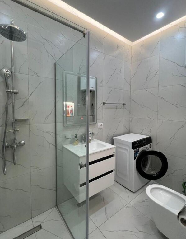 Apartament luksoz 1+1 me qira – Rruga e Kosovareve - kati i 4 me ashensor !