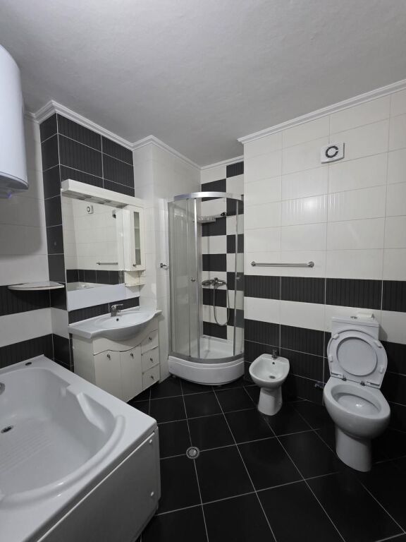 🏠 Apartament 2+1+depo me qira 📍 Astir, prane Bar Oslo, Cmimi: 55.000 Lekë/muaj