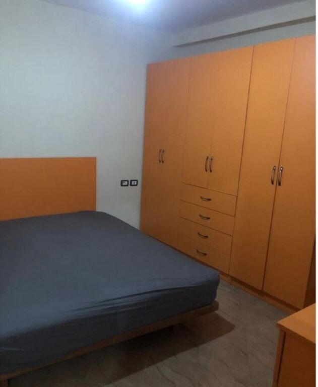 Scuola Unita, affittasi 1+1