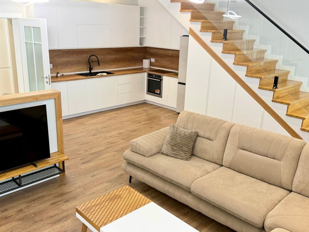 📣 SUPER VILE PER QERA 📍 Kodra e Priftit 🛣️ Rruga "Dalip Topi" ✨