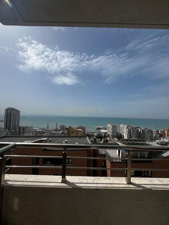 Apartament 2+1 Pamje Deti Për Shitje në Vila e Zogut, Durrës !