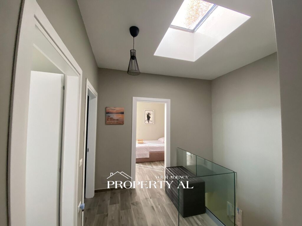 Vile ne shitje ne Dhermi