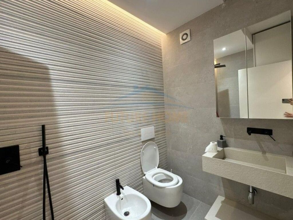 Shitet, Apartament 2+1+2, Rezidenca Avid, Jordan Misja, Tirane.