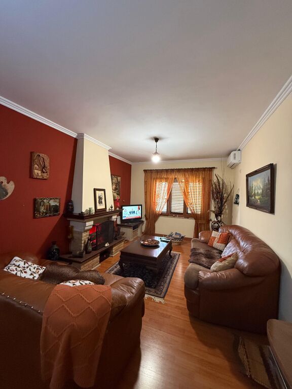 🏠Appartamento 2+1+blocco in affitto 📍Pazari i Ri 💶Prezzo: 65.000 Leke/Mese trattabile