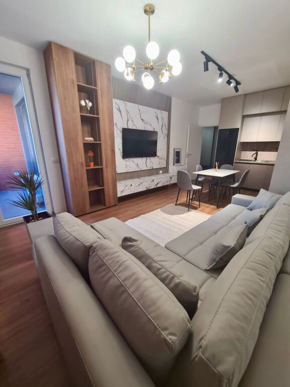 📣 AFFITTO SUPER Appartamento 1+1 📍 Ambasciata Americana, Vicino alla Scuola "Osman Myderizi" ✨