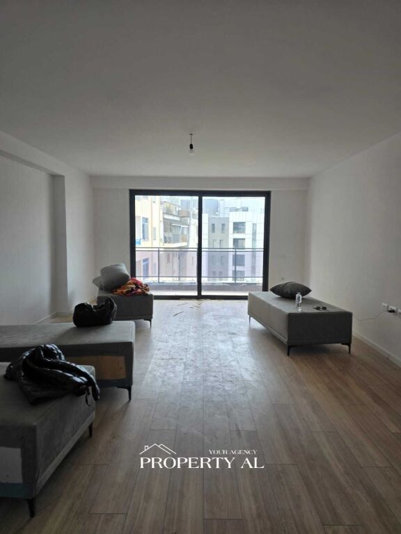 Apartament ne shitje Sarande