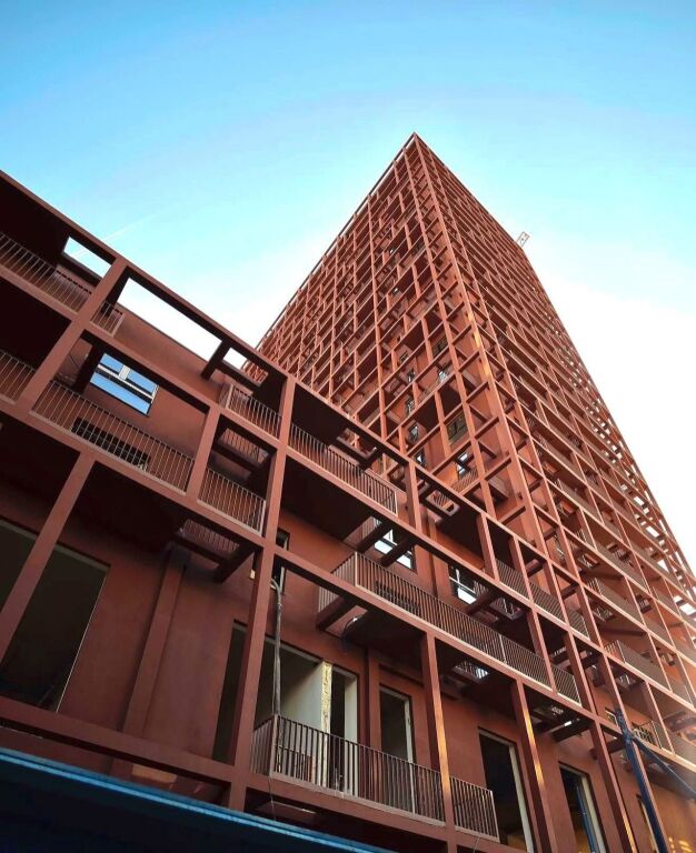 Ekskluzive  Garden Building, buze rruges se Kavajes: Shesim dyqan