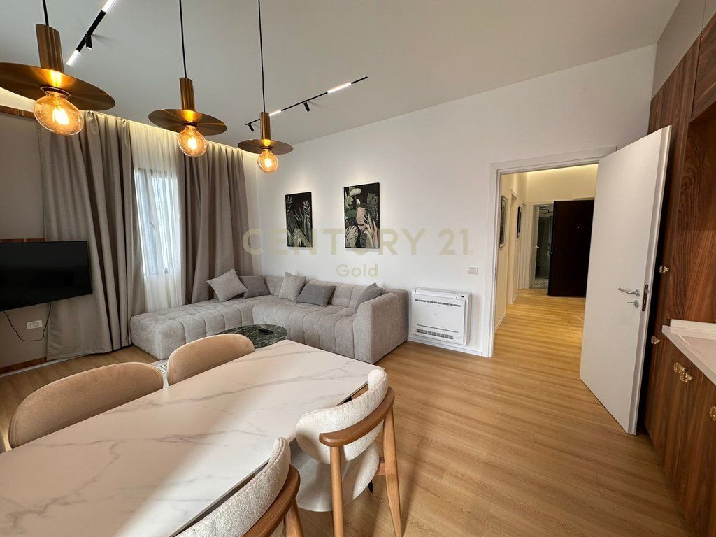 Premium 2+1+2 apartment for rent with parking space