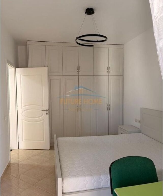 Shitet, Apartament 2+1,Misto Mame