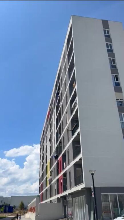 APARTAMENT 2+1+POST PARKIMI NE SHITJE TE UNIVERS CITY