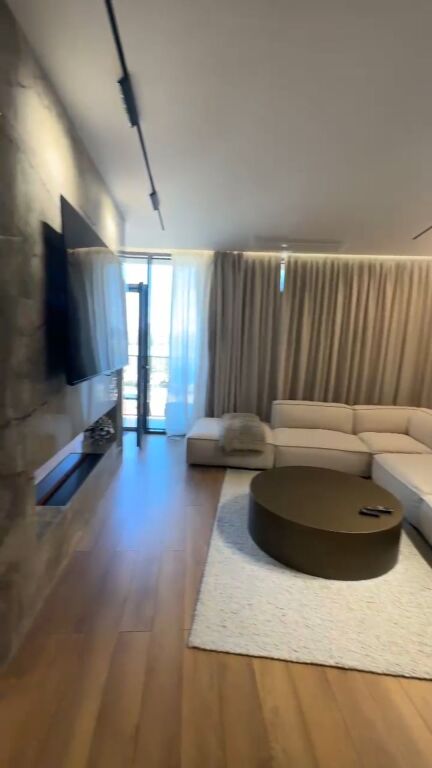 Apartament te tipologjise 2+1+2+post parkimi ne rezidencen Lake View tek Rruga e Kosovareve