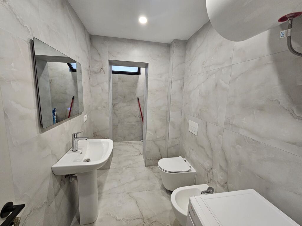 2+1 apartment for rent near Garda!