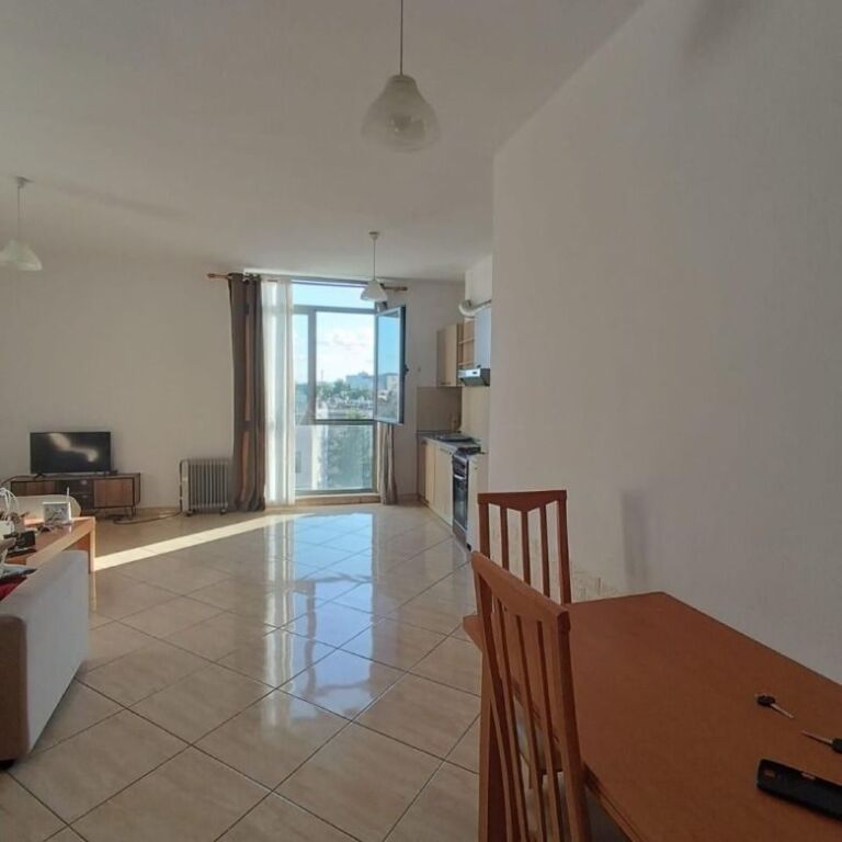 Affitto | Apartament 1 + 1 | Rruga e Dibrës | 430 €/mese