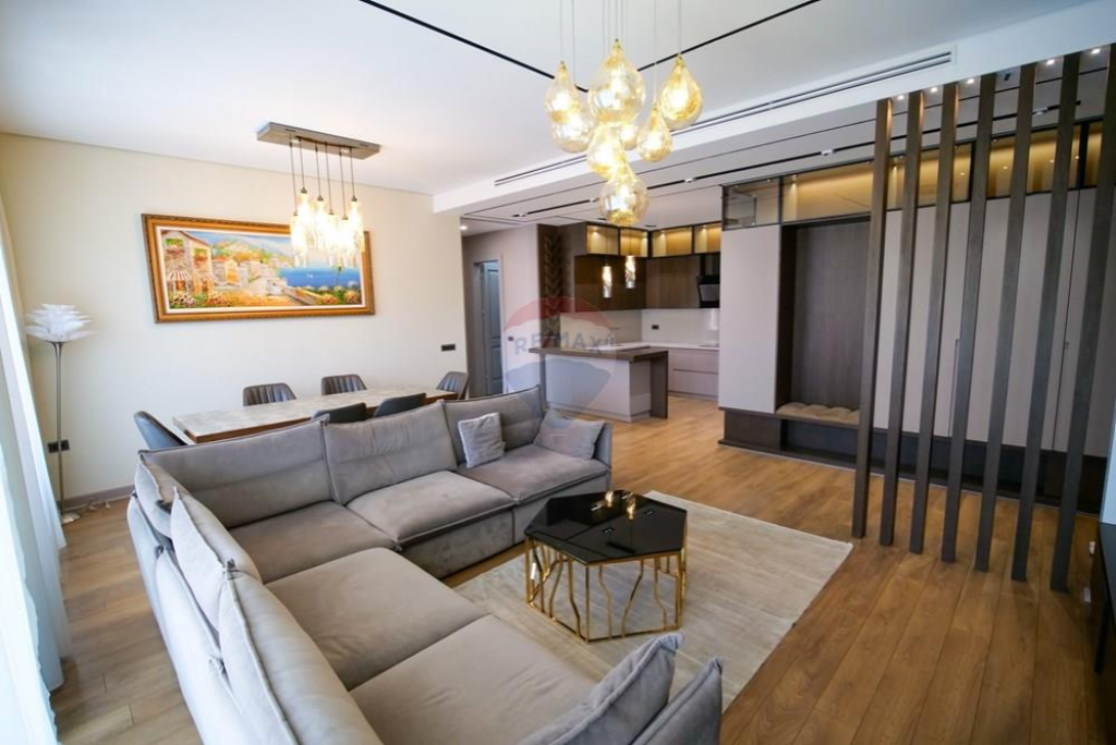 Apartment for sale 2+1+2+parking for sale at Delijorgji