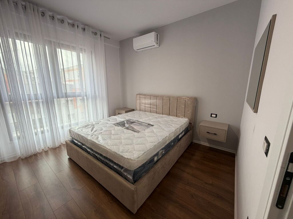Jepet me qera apartament 1+1 Kompleksi Ndregjoni, Rruga Jordan Misja