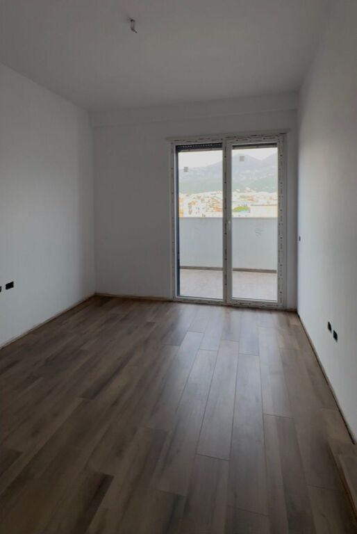 Shitet Apartament 2+1+2 , Ali Dem