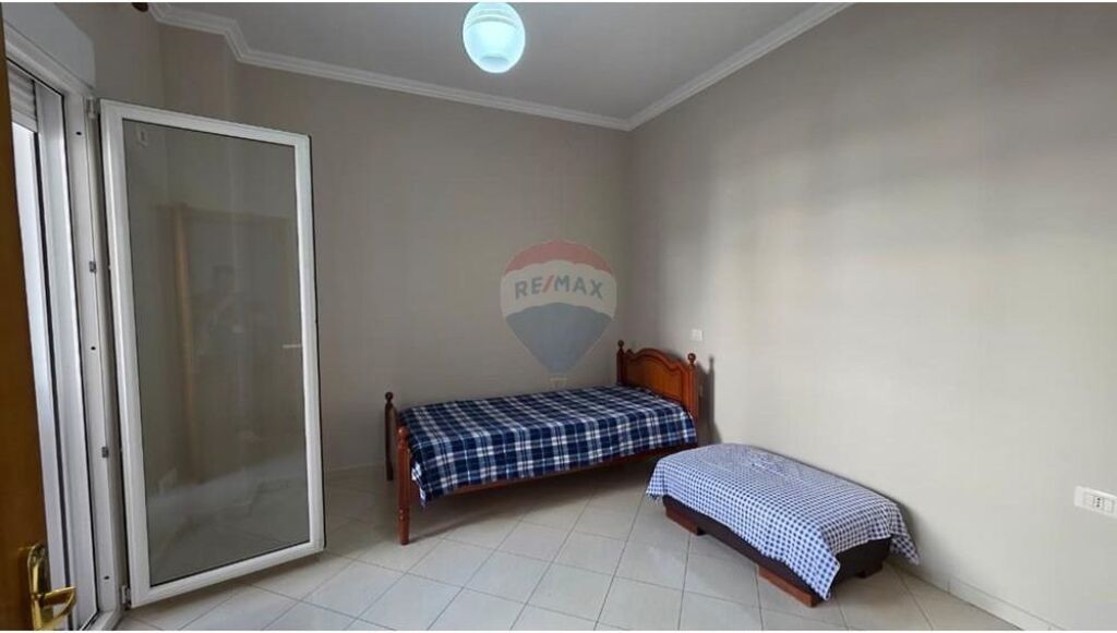 Apartament 3+1+2 me Qira