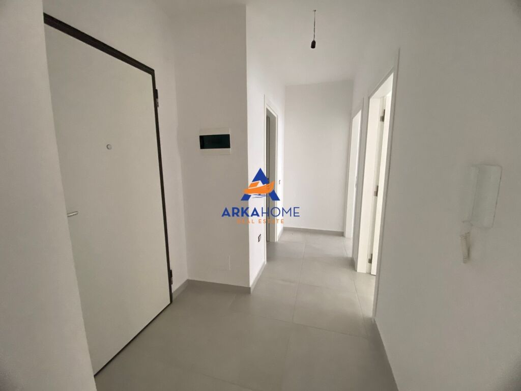 VENDESI APPARTAMENTO 2+1 " SHËNGJIN " 132250 EURO