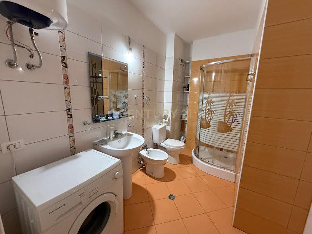 Jepet me qera apartament 2+1 ne vollga!
