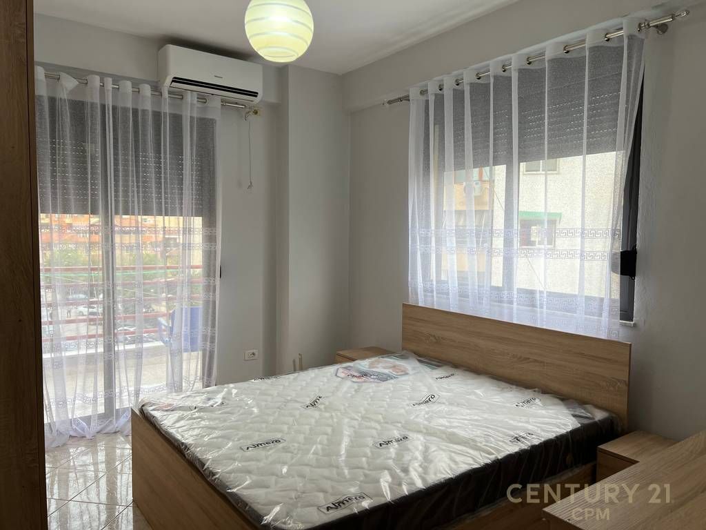 Apartment 2+1 for rent at Komuna e Parisit!