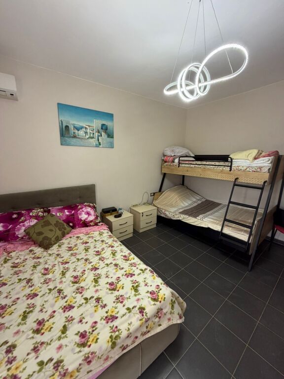 Shitet super apatamente ne zonen e shkembit te kavajes