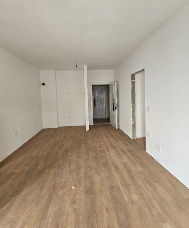 Shitet apartament 2+1+2 – Kompleksi Tirana Entry 2 🏡✨